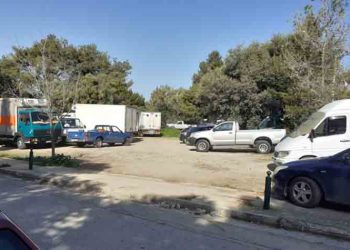 Προβλήματα λόγω της λειτουργίας της λαϊκής αγοράς στην 25ης Μαρτίου καταγγέλλουν κάτοικοι της Νέας Πεντέλης