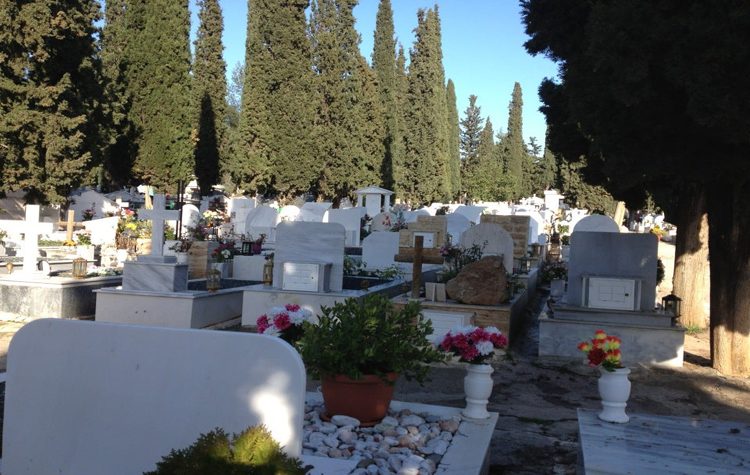 Θεία Λειτουργία μόνο στο κοιμητήριο - Κλειστό το Βυζαντινό Μοναστήρι