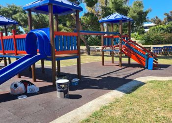 Συντήρηση αθλητικών κέντρων και παιδικών χαρών τη Μ. Εβδομάδα