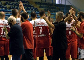 Με «όπλο» την άμυνα ο Πανερυθραϊκός νίκησε τον Αμύντα