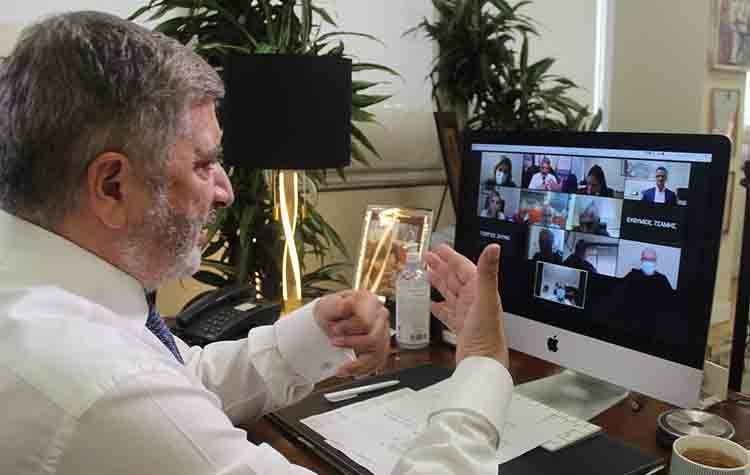 Ουσιαστικότερο ρόλο στη διαχείριση της υγειονομικής κρίσης ζητούν οι Περιφέρειες