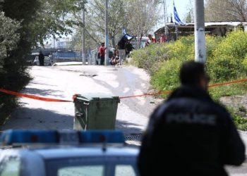 Οργανώσεις ΚΚΕ και «Χαλάνδρι Ενάντια» κατά κυβέρνησης για την κατάσταση στον καταυλισμό Ρομά