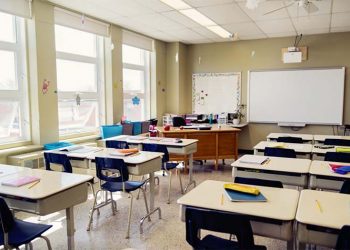 Κι ο Θεός μαζί μας…