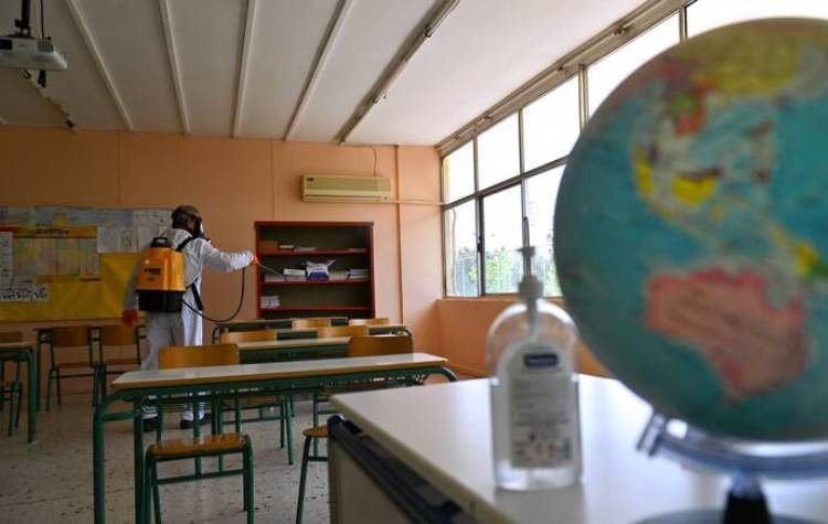 Παρεμβάσεις από τον Δήμο για ασφαλή επιστροφή στα θρανία, με αιχμές προς την Πολιτεία