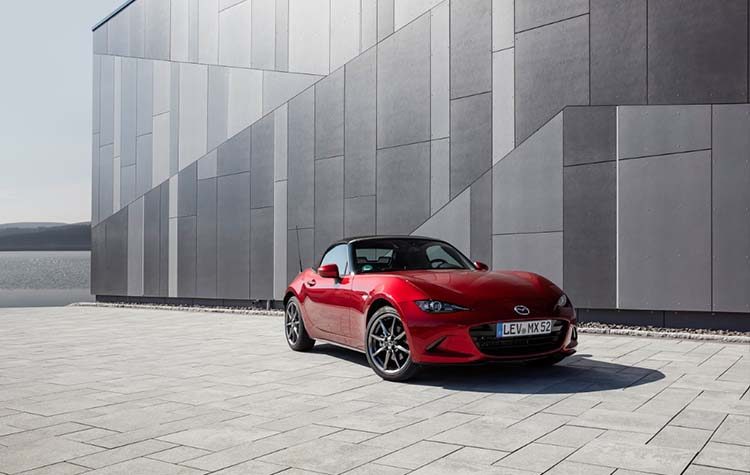 Το Mazda MX-5 χωρίς αντίπαλο στην κατηγορία του