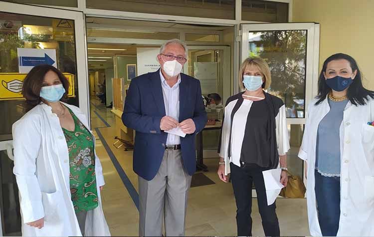 Εμβολιάστηκε ο δήμαρχος Αμαρουσίου: «Ύψιστη πράξη ατομικής ευθύνης»