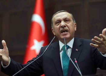 Τουρκία: Αγώνας επιβίωσης για τον «σουλτάνο»