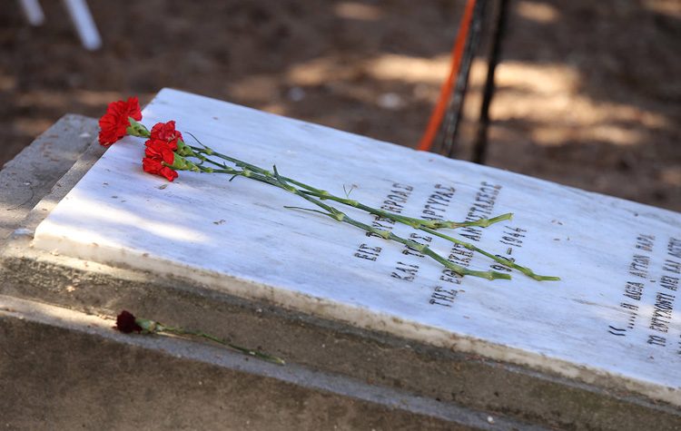 Φόρος τιμής στους 200 εκτελεσθέντες της Εθνικής Αντίστασης