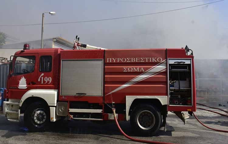 Φωτιά σε υπαίθριο χώρο στο Μαρούσι