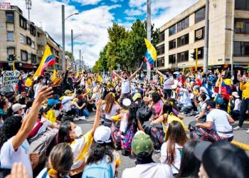 Κολομβία: Δύο μέτρα δύο σταθμά