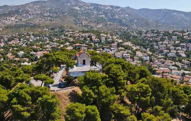 Εθελοντικός καθαρισμός από τον Δήμο και τον ΣΠΑΠ στον λόφο του Προφήτη Ηλία