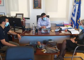 Συνάντηση Μαυρίδη - Βασιλικής Δανέλλη - Μυλωνά με φόντο την οδική ασφάλεια