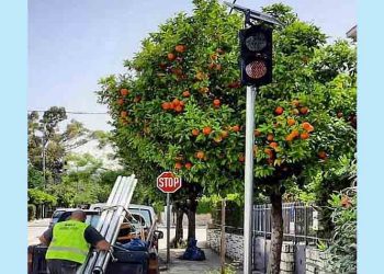Φως φανάρι η οδική ασφάλεια