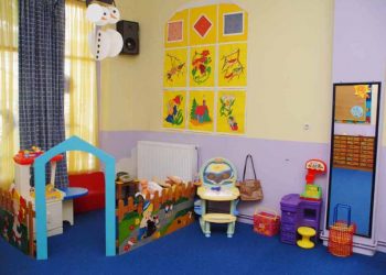 Τεστ κορωνοϊού με τη λήψη σάλιου στους δημοτικούς παιδικούς σταθμούς