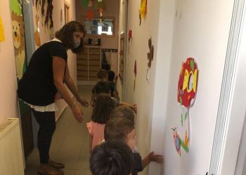 Σύλλογος Γονέων Παιδικών Σταθμών: «Δεν είναι καναρίνια τα παιδιά για να ζουν σε κλουβί»