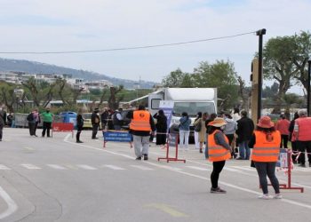 Ραντεβού με τον ΕΟΔΥ στην παραλία Αλίμου όλη την εβδομάδα μετά το Πάσχα