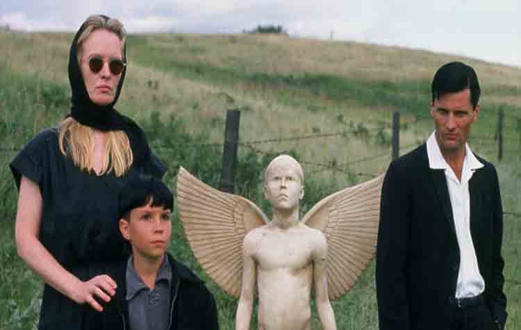 Το διάφανο δέρμα - The reflecting skin