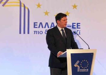 Μιλτιάδης Βαρβιτσιώτης: «40 χρόνια Ελλάδα στην ΕΕ. Πιο δυνατοί μαζί»