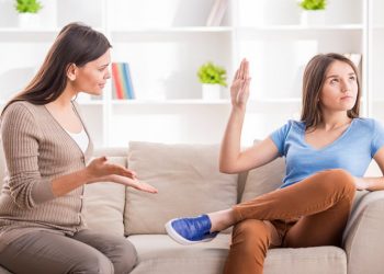 Σχολή Γονέων: «Εφηβεία - προβληματισμοί και λύσεις» στις 3 Ιουνίου