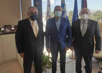 Δήμος, ΕΕΑ και ΓΣΕΒΕΕ συνεργάζονται για να βοηθήσουν την τοπική αγορά