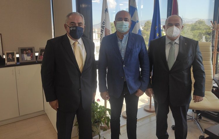 Δήμος, ΕΕΑ και ΓΣΕΒΕΕ συνεργάζονται για να βοηθήσουν την τοπική αγορά