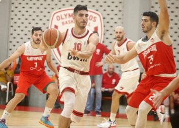 Α2 μπάσκετ: Τίτλοι τέλους σε μία επιτυχημένη σεζόν για τον Πανερυθραϊκό με ήττα 80-55 από τον Ολυμπιακό β΄