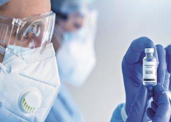 Τα εμβόλια έναντι του SARS-CoV-2 είναι το κλειδί για την επιστροφή στην κανονικότητα