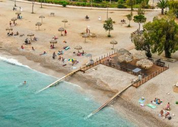 Επαναλειτουργεί το Seatrac για ΑμεΑ στην παραλία του Δήμου