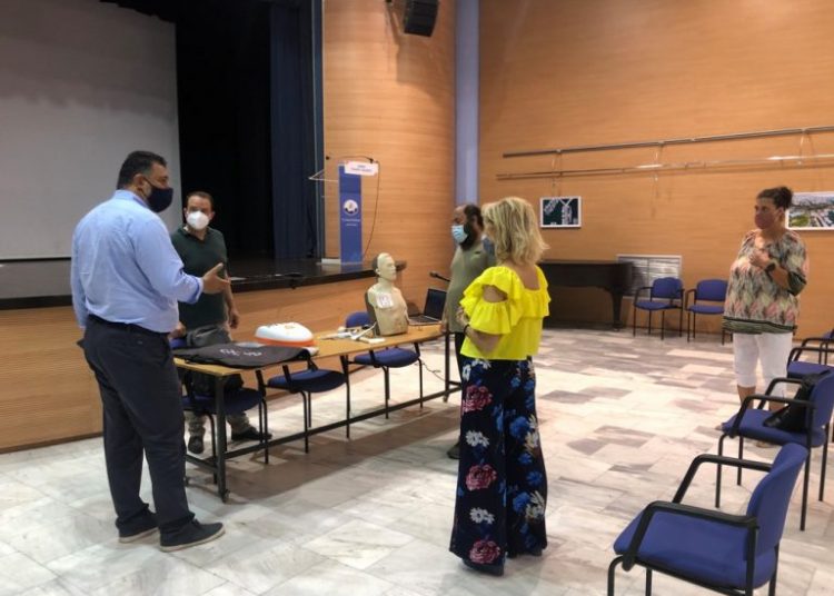 Σεμινάριο εκπαίδευσης χρήσης απινιδωτών σε εργαζομένους στον Δήμο