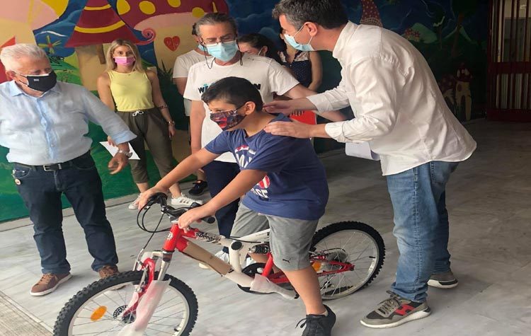 Τους μαθητές που διακρίθηκαν στην ανακύκλωση βράβευσε ο δήμαρχος