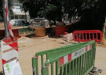 Καταγγελία Β. Ζορμπά κατά Cosmote για παράνομη κατάληψη πλατείας