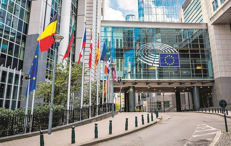 Κομισιόν: Θα… βρέξει χρήμα!