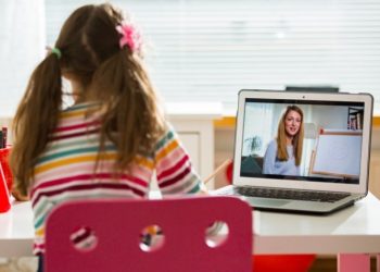 Αλλαγή σκηνικού: Ξεκινά το Μαθητικό Φεστιβάλ της πόλης!