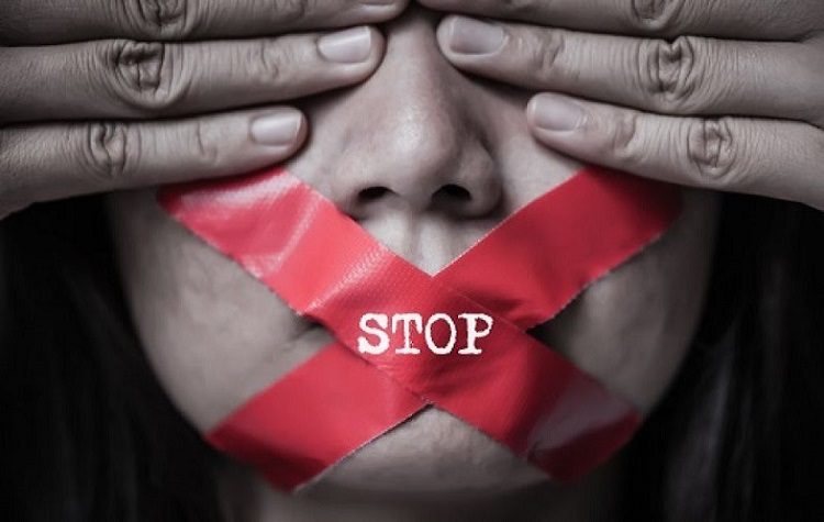 Να γκρεμίσουμε τα στερεότυπα!