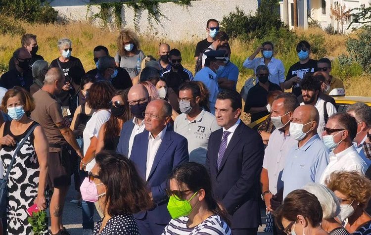 Σε συγκινησιακή ατμόσφαιρα οι επετειακές εκδηλώσεις για τα θύματα της καταστροφικής πυρκαγιάς