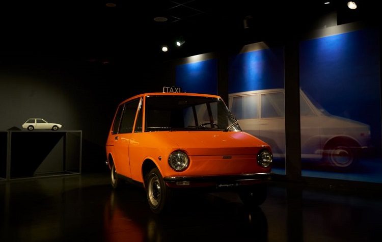 H Fiat, o ιδιοφυής σχεδιαστής και ένα περίεργο ταξί