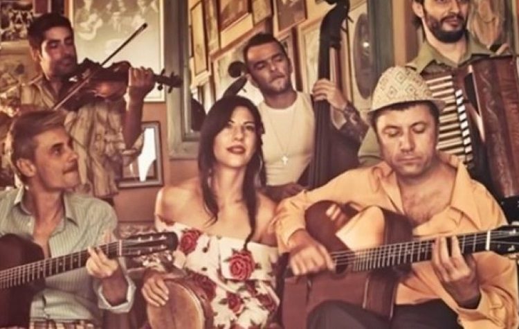 Μουσική βραδιά με τους Gadjo Dilo στην πλατεία της Νέας Πεντέλης