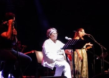 Μουσικό αφιέρωμα στην αγάπη και τη ζωή από τη Δ. Γαλάνη