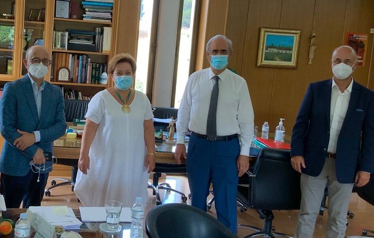 Δωρεάν παροχή τηλε-ελέγχου συμπτωμάτων και γραμμή υγείας για όλους τους κατοίκους του Δήμου Κηφισιάς