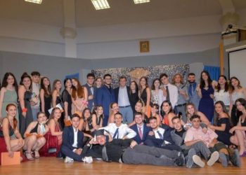 Λύκειο Φιλοθέης: Χαρά αλλά και συγκίνηση στην αποφοίτηση των μαθητών της Γ΄ Λυκείου