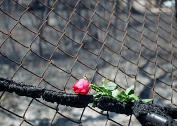 Επετειακές εκδηλώσεις στη μνήμη των θυμάτων της φονικής πυρκαγιάς στο Μάτι