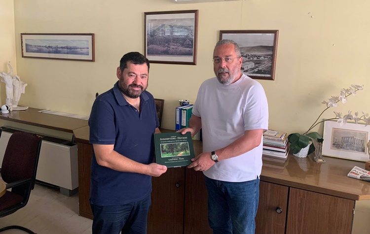 Τον δήμαρχο Καισαριανής συνάντησε ο Τάσος Μαυρίδης