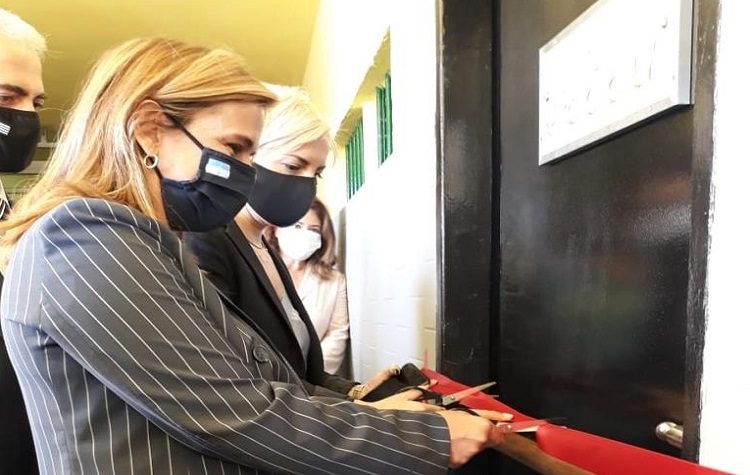 Ζωή Ράπτη: «Κάνουμε πράξη την ισότιμη επανένταξη των κρατουμένων χρηστών ουσιών»