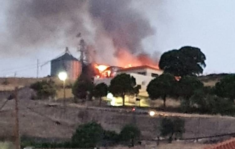 Δίκτυο Αγίας Παρασκευής και αλληλεγγύης σε συνεταιρισμό που καταστράφηκε