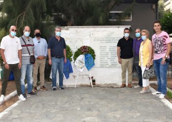 Κατάθεση στεφάνου στη μνήμη των 11 Ρομά του ’44