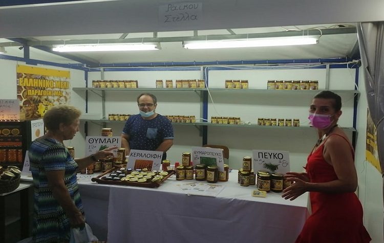 Έκοψαν την… κορδέλα στο 2ο Φεστιβάλ Τοπικών Παραγωγών Αγροτικών Προϊόντων του Μαραθώνα