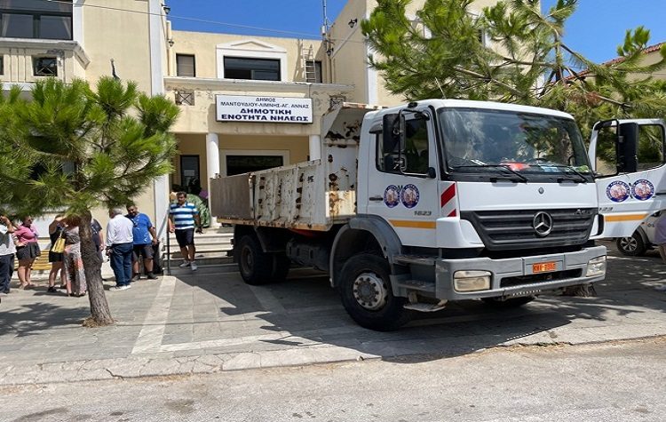 Αποστολή ανθρωπιστικής βοήθειας του Δήμου προς τις πληγείσες περιοχές της βόρειας Εύβοιας