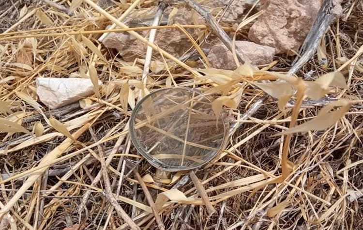 «Απόπειρα εμπρησμού» με μεγεθυντικό φακό πάνω σε ξερά χόρτα στον Υμηττό