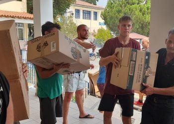 Έφτασε στις Ροβιές της Βόρειας Εύβοιας η αλληλεγγύη του Δήμου Χαλανδρίου