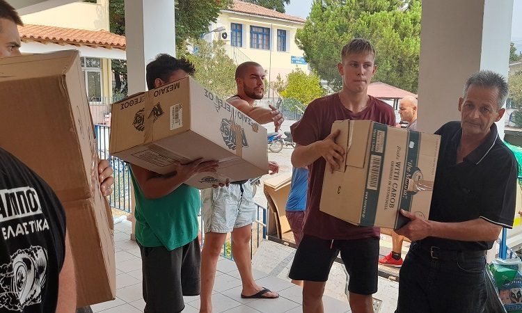 Έφτασε στις Ροβιές της Βόρειας Εύβοιας η αλληλεγγύη του Δήμου Χαλανδρίου